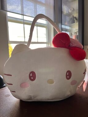 NWT White Plush Hello Kitty Basket with Red Bow